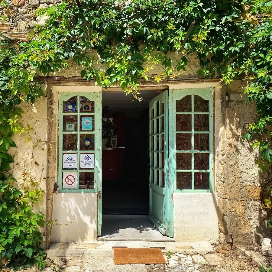Le Domaine Saint Jean Bed and Breakfast 0*, Saint-Saturnin-d'Apt