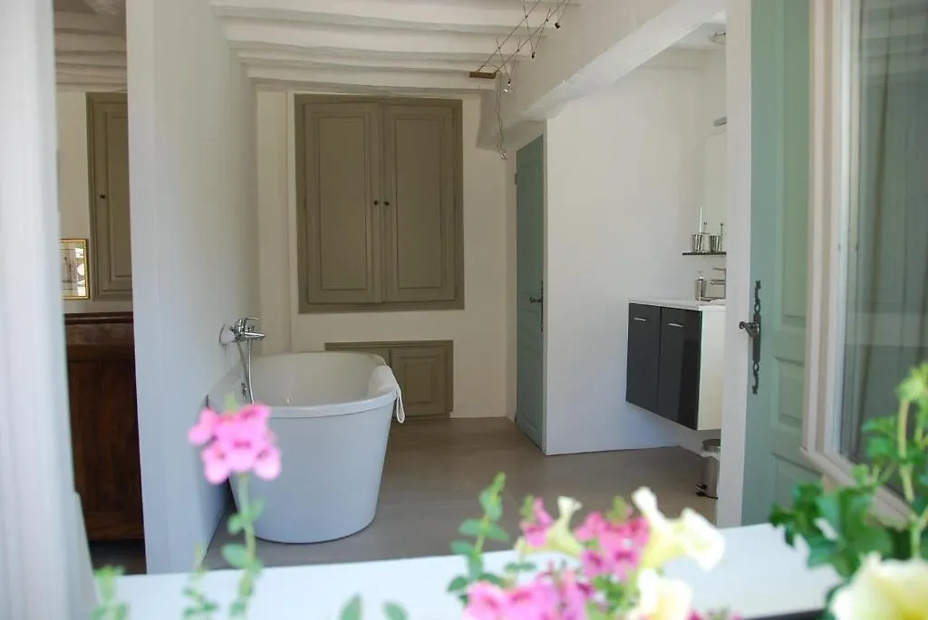 Bed and breakfast Le Domaine Saint Jean 0*, Saint-Saturnin-lès-Apt