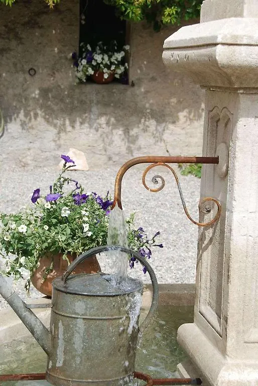 Bed and Breakfast Le Domaine Saint Jean Frühstückspension Saint-Saturnin-d'Apt