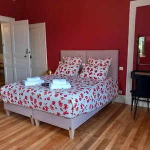 https://villa-la-du-lys.midi-pyreneeshotels.com